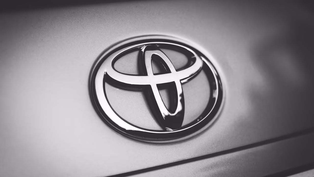 Historia marki Toyota. Poznaj historię motoryzacji.