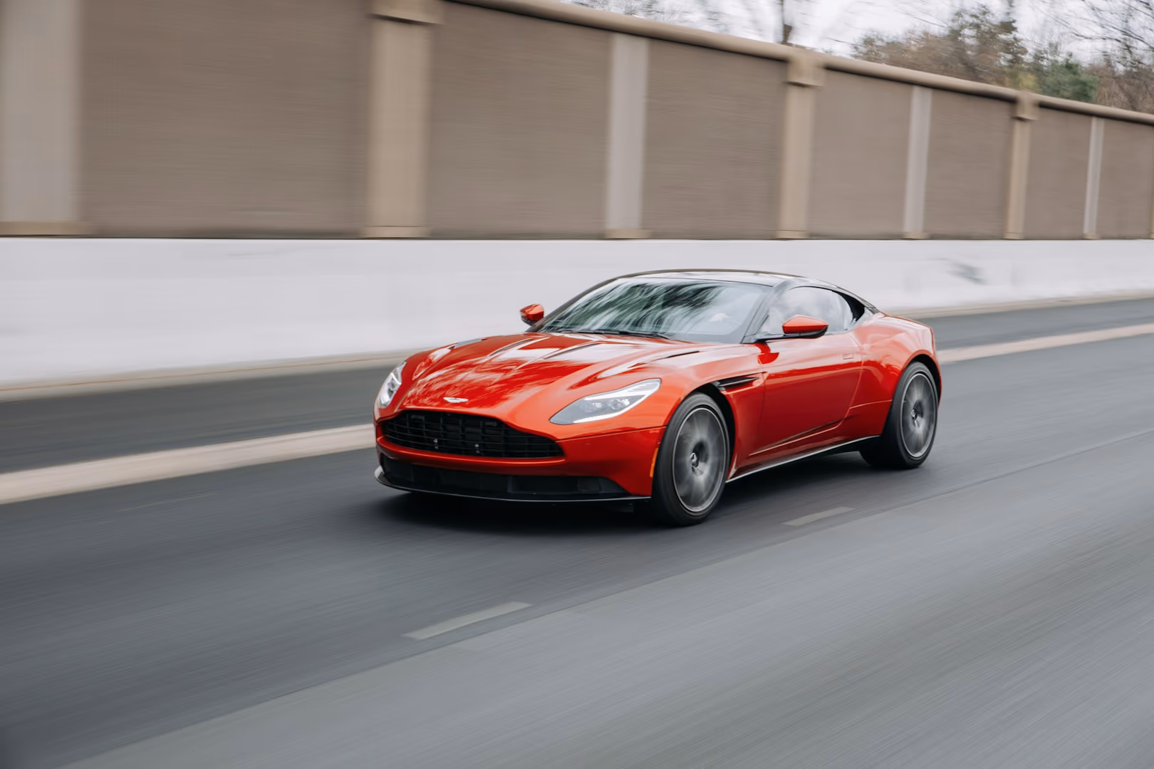 Samochód Aston Martin