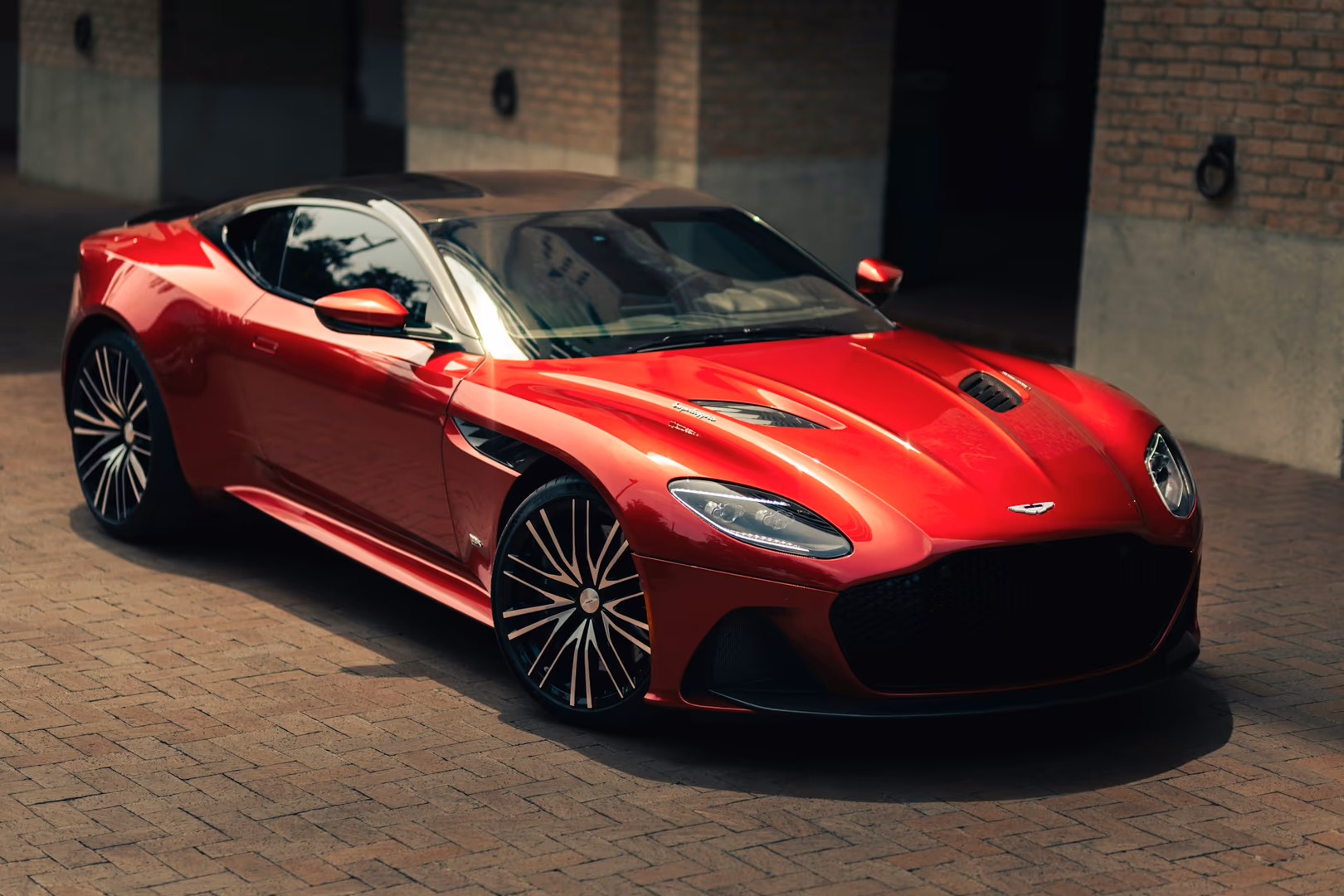 Samochód Aston Martin