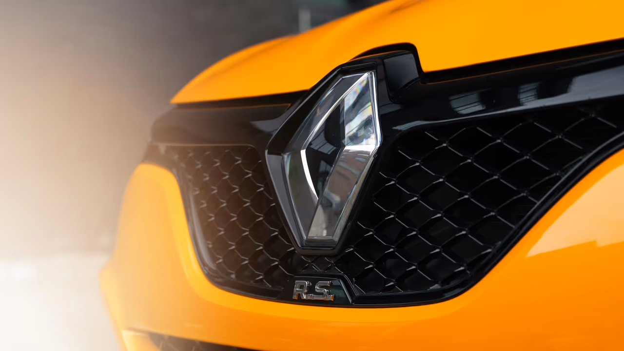 Historia marki Renault. Poznaj historię motoryzacji.